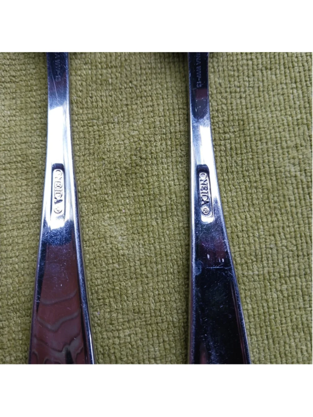 Oneida Splice Dinner Oval Bowl Soup Spoons Set of 3 Stainless Steel 7 Inch
